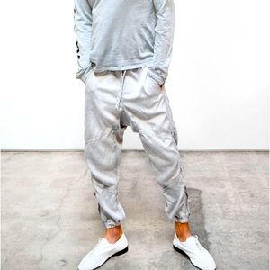 Free city satin/storm parachute pants in silver storm, NWTs, size M. Unisex.